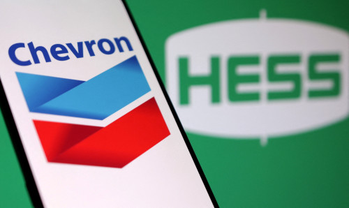 Chevron buys about 5% of Hess stock